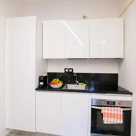 With Pool And Access Appartement