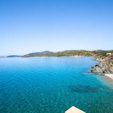 With Pool And Access Apartment *