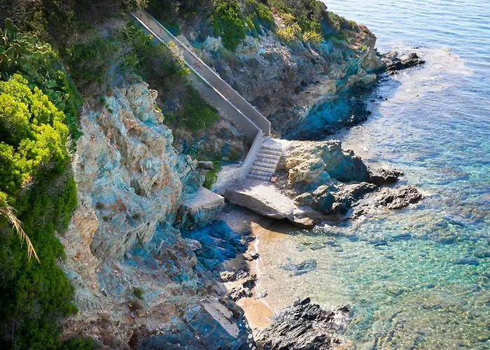 Apartman With Pool And Access *